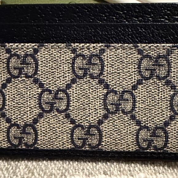 Gucci authentic dark blue  Tan GG Card Holder like new - Picture 3 of 9